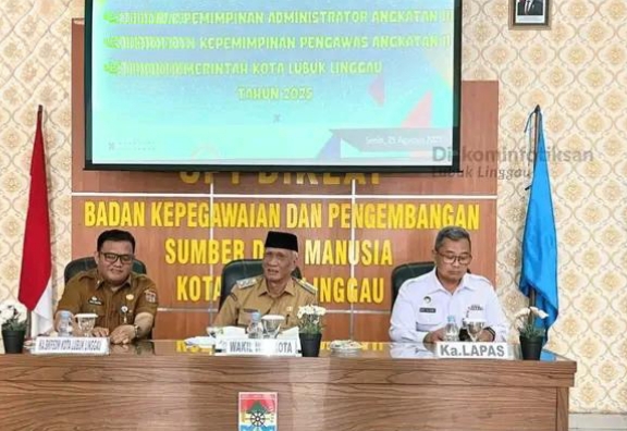 Wakil Wali Kota Buka Pelatihan Kepemimpinan Administrator dan Pengawas