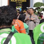 Polrestabes Surabaya dan Ratusan Ojol Doa Bersama: Harmoni untuk Alm Affan Kurniawan