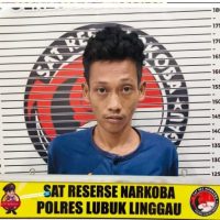 Satuan Reserse polres Lubuk Linggau  dengan berhasil mengungkap kasus peredaran narkotika. Seorang pria berinisial LS