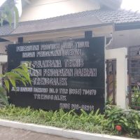 Samsat Trenggalek Terlihat “Alergi” dengan Kedatangan Rekan Media dari Surabaya