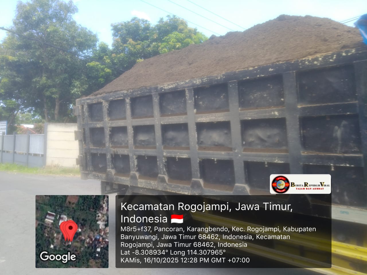 Diduga Ilegal, Aktivitas Pertambangan Galian C Gunakan Lahan Pertanian dan Akses Jalan Desa Karangbendo Rogojampi.