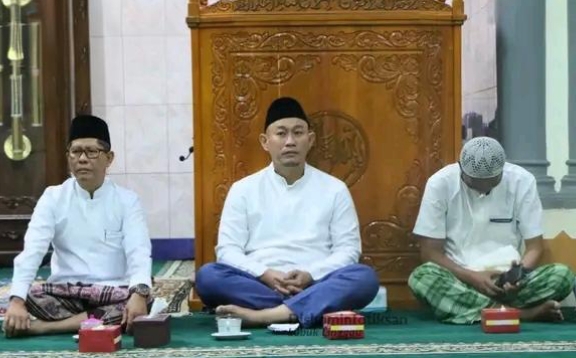 Wali Kota dan Jajaran Safari Subuh Sekaligus Sosialisasi Program Linggau Juara