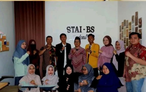 Kepala Diskominfotiksan Lubuk Linggau Ajak Mahasiswa STAI-BS Bijak Gunakan Media Sosial