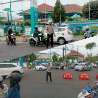 Dipimpin Kompol Elang Prasetyo, Satlantas Polresta Banyuwangi Amankan Ribuan Wisatawan di Gandrung Sewu 2025.