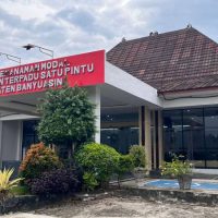 Wow. Walaupun berbeda OSS, Kepala Dinas DPMPTSP Banyuasin tetap diterbitkan izin.