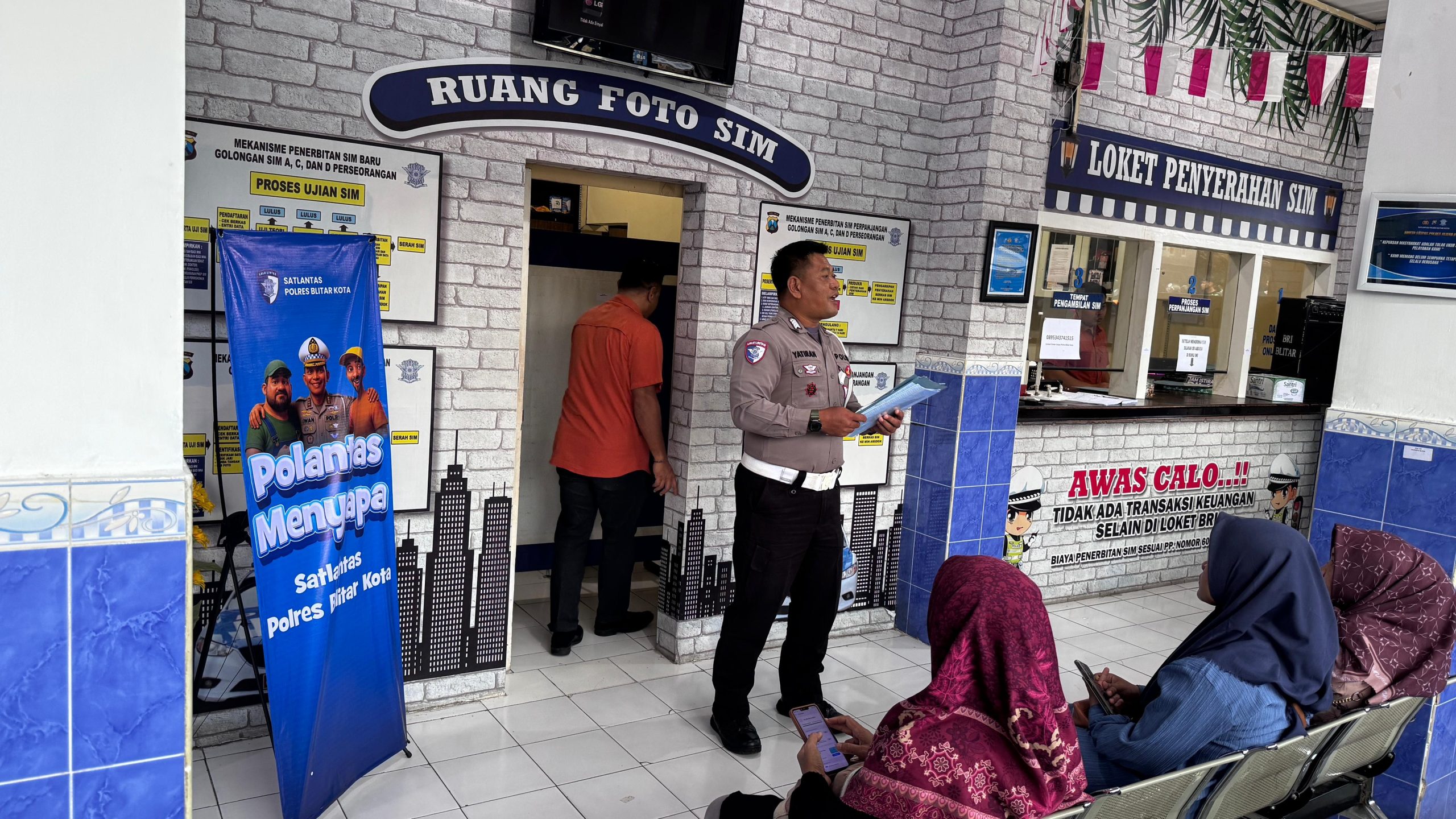 Program Polantas Menyapa Warga, Tingkatkan Pelayanan Satpas dan Samsat Polres Blitar Kota