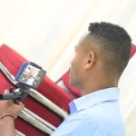 Natal Ini Lewat Layar Hanya Suara, Pesan Singkat, Tanpa Pelukan.