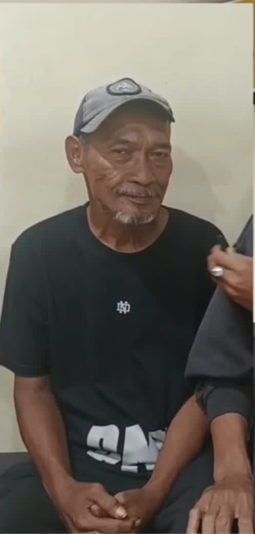 Farhan (54) Lansia Linglung Ditemukan Dan di Serahkan Warga ke Polsek Talang Kelapa Kab Banyuasin