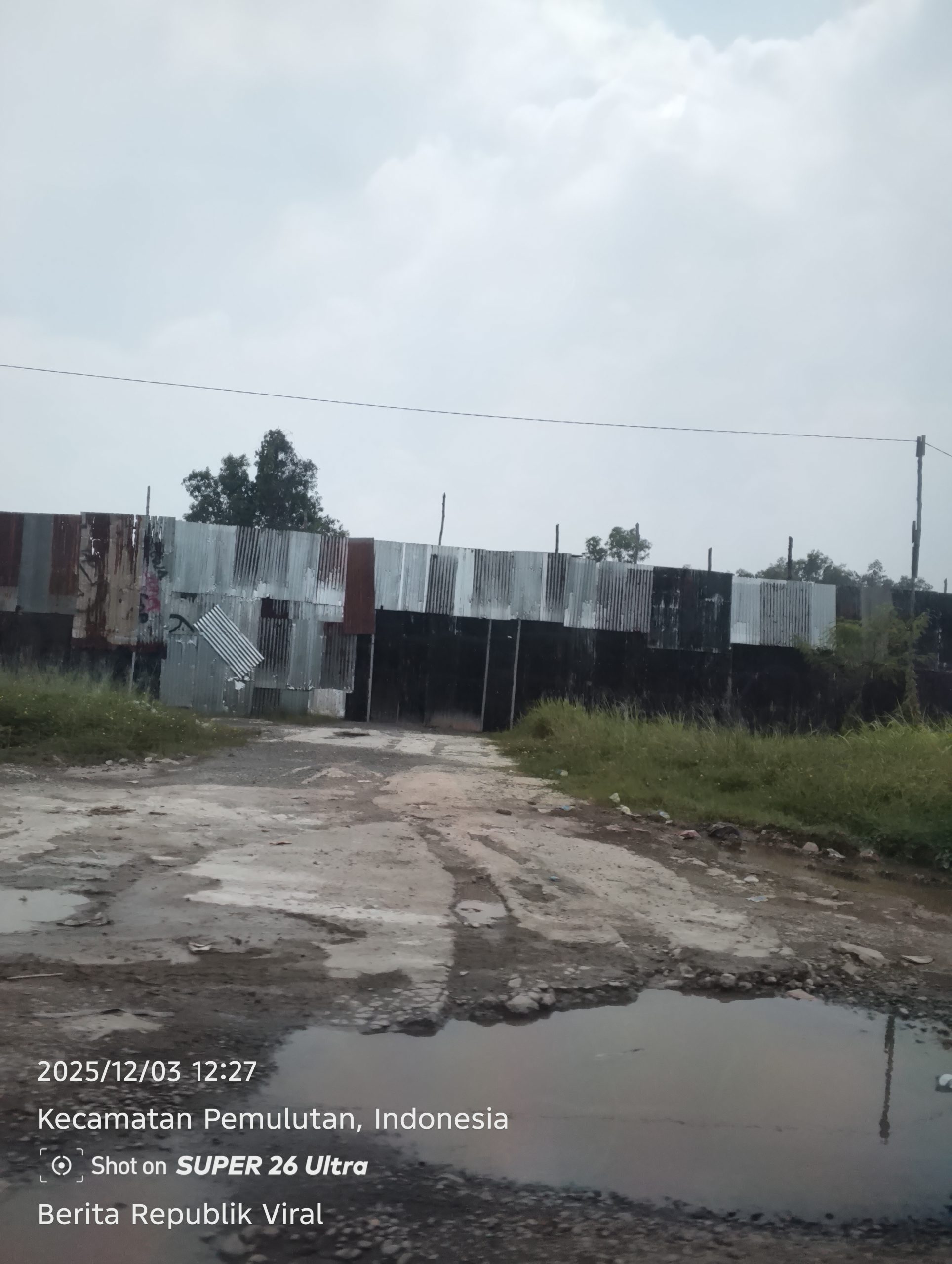 Diduga Gudang BBM Ilegal Terbesar Di Ogan Ilir Milik AZ Dan Empat Orang Di Bekengi Oknum APH