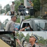 Polres Malang Bagikan Masker ke Pengendara di Perbatasan Lumajang Dampak Erupsi Semeru.
