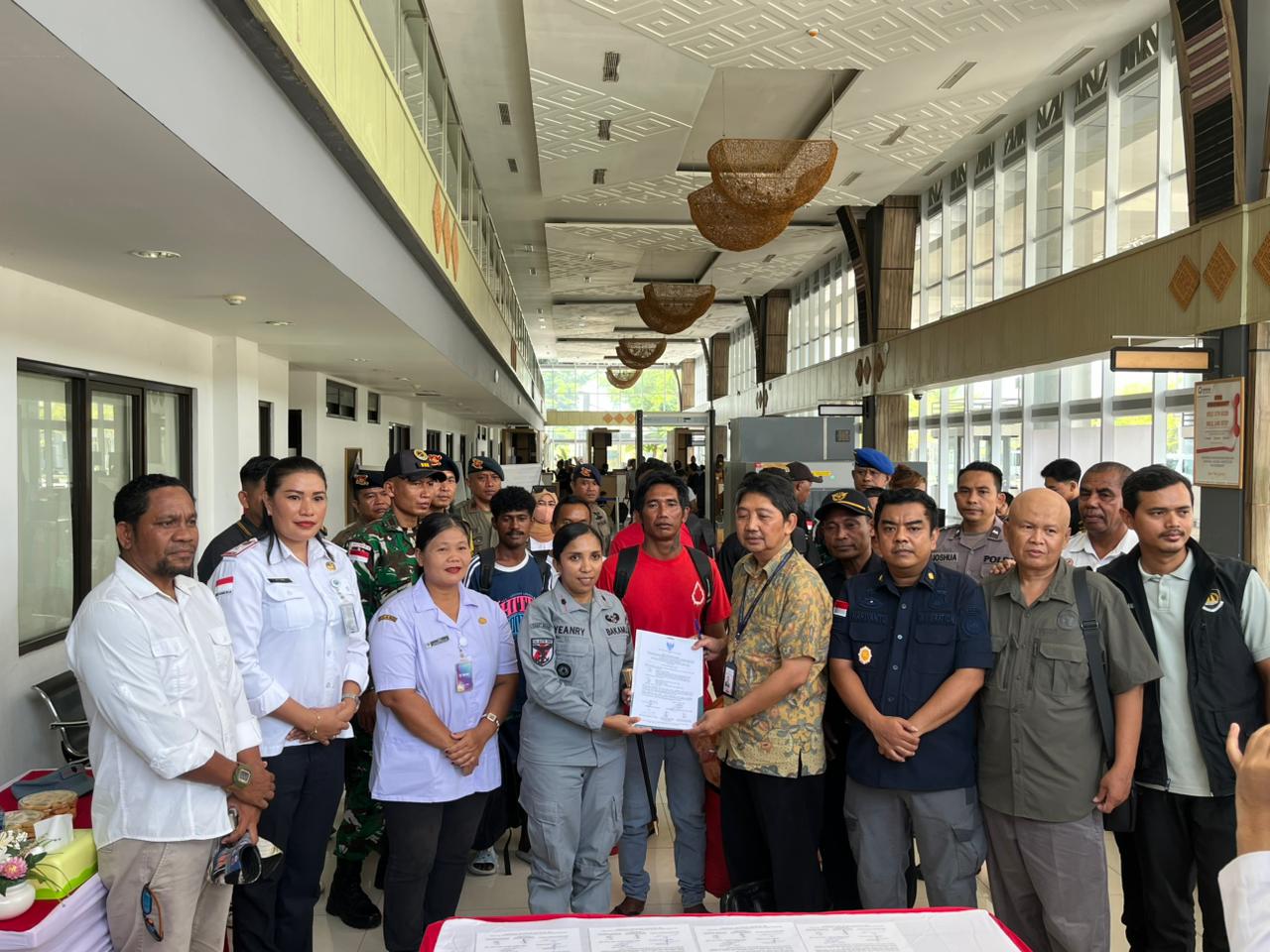 Bakamla RI Fasilitasi Pemulangan Enam Nelayan dari Timor Leste