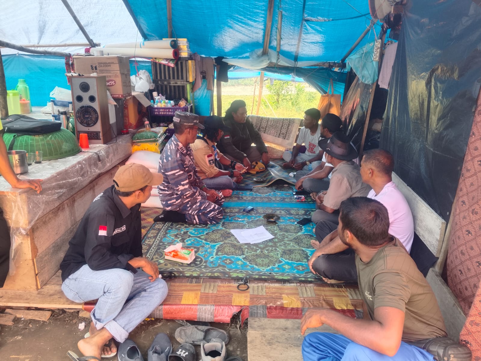 Lanal Sabang Terus Dukung Tugas Kemanusiaan di Wilayah Terdampak Banjir Bandang dan Longsor