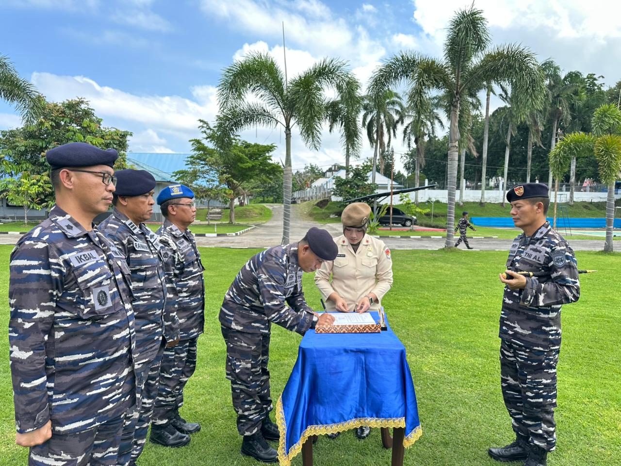 Penandatanganan Pakta Integritas, Menjamin Proses Rekrutmen Yang Bersih, Transparan dan Bebas Dari Praktek KKN