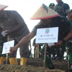 Pangdam Kasuari Pimpin Upacara Penyerahan Tunggul Yonif TP : Tegaskan Tunggul Yonif TP sebagai Simbol Kehormatan dan Pengabdian