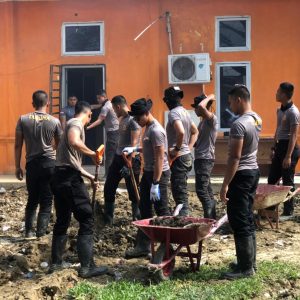 Taruna Akpol Bersihkan Dispora Aceh Tamiang, Siapkan Posko Satlat Kijang Jelang Pembukaan Latsitardanus 2026