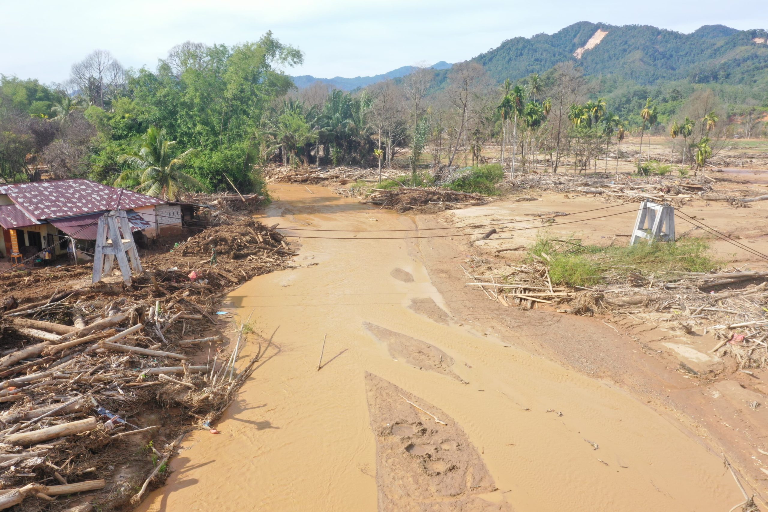 Satgas Gulbencal Kodam I/BB Mulai Pembangunan Jembatan Gantung Perintis Garuda di Kelurahan Tukka