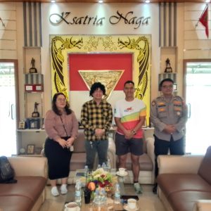 DPW PW FRN Counter Berita TNI – Polri Sumut Bersama CEO PT Media Anna Nusantara dan Kanit Samapta Polsek Sunggal Silaturahmi kepada Danyonkav 6/NK