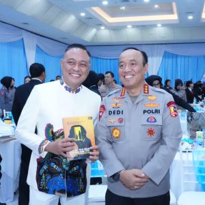 SIARAN PERS POLRI  WAKAPOLRI BUKA STRATEGI DAN DINAMIKA PENANGANAN TPPO LEWAT PELUNCURAN & BEDAH BUKU