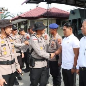 Kunjungan Kerja Ke Aceh Singkil, Kapolda Aceh Beri Apresiasi Dan Penghargaan pada Personel Polri