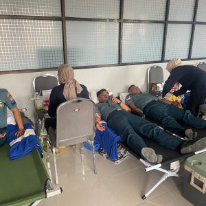 Prajurit Lanal Bintan Donorkan Darah Untuk Kemanusiaan, Tunjukkan Sinergi dan Kepedulian Sosial Yang Nyata