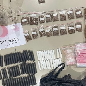 Polda Metro Bongkar Clandestine Lab Tembakau Sintetis, Potensi Produksi Capai Rp5 Miliar