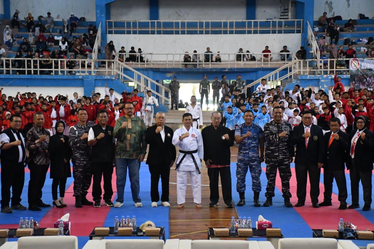 Cari Bibit Atlet Karate, Lanal Banjarmasin Gelar Kejuaraan Karate Lemkari Kalsel II