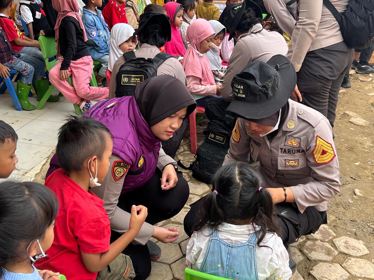 Datang untuk Mengabdi, Hadir untuk Menyembuhkan: 9 Taruna Akpol dan SSDM Polri Laksanakan Trauma Healing Perdana di Aceh Tamiang