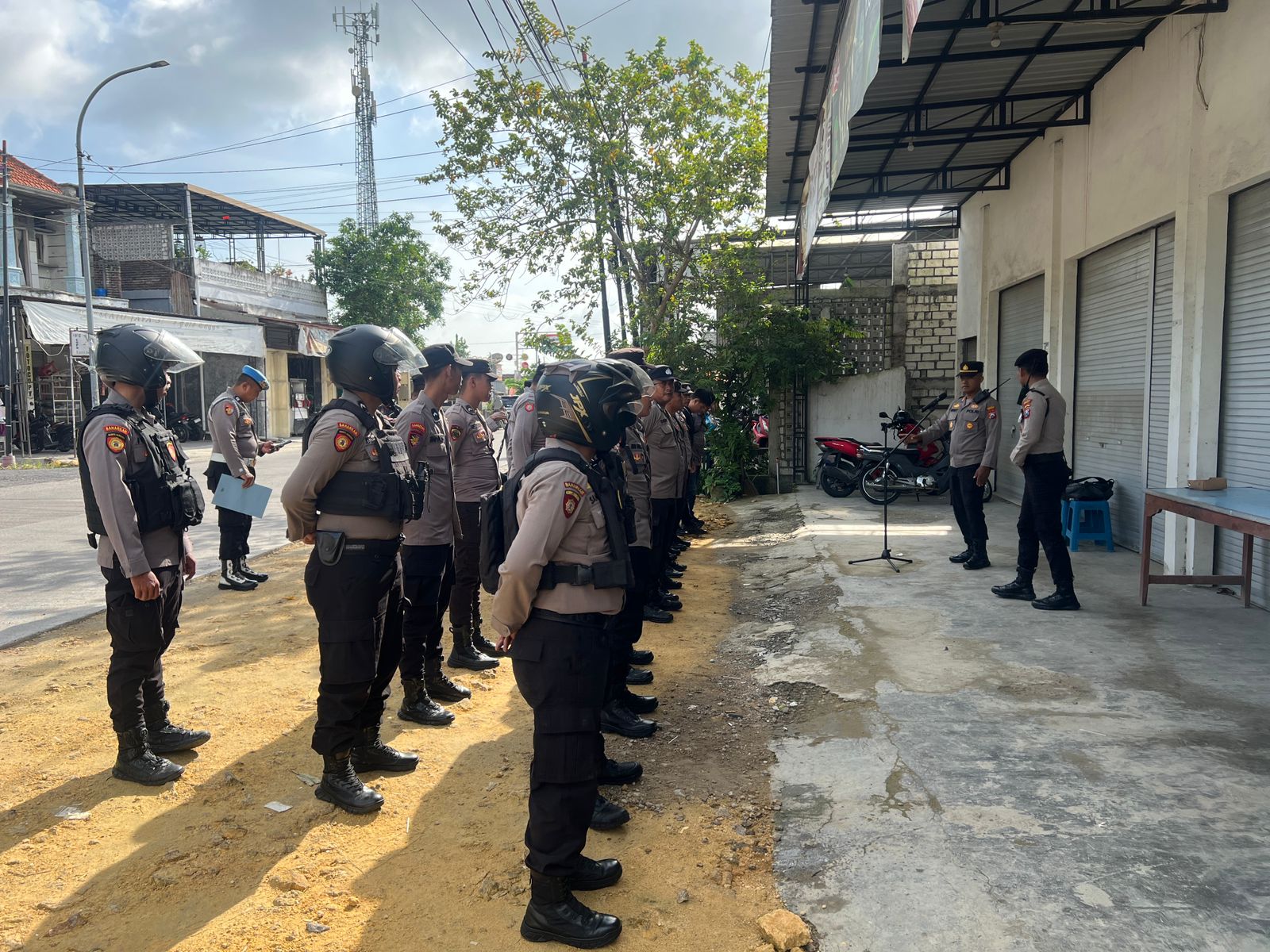 Antisipasi Gangguan Kamtibmas, Polsek Menganti Kirim Personel Amankan HUT IKSPI Kera Sakti ke-48