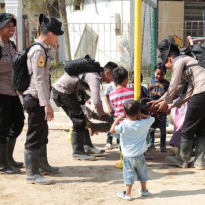Bedah Sekolah, Kepsek: bersyukur Kepedulian Taruna Akpol