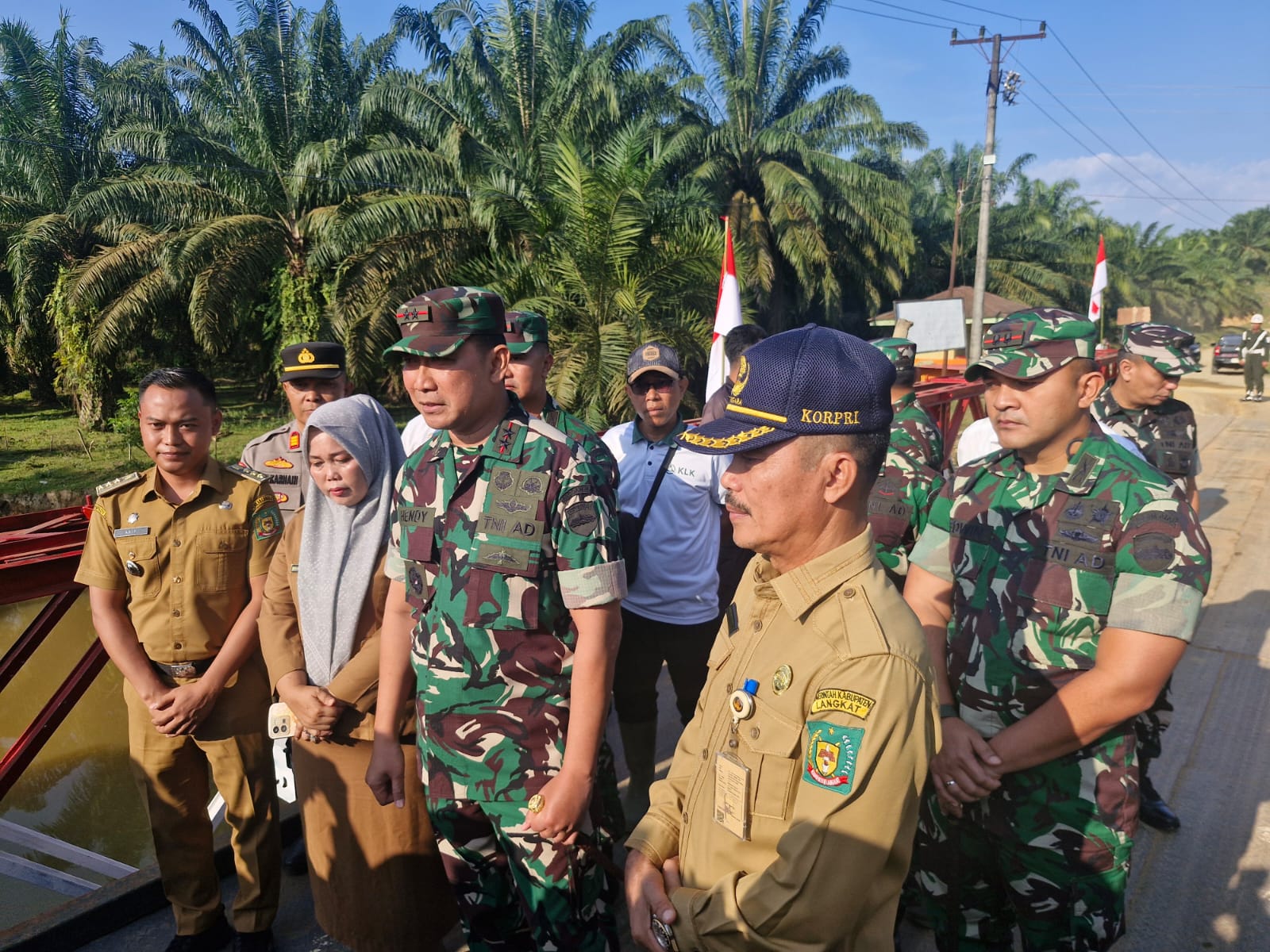 Pangdam I/BB Tinjau Jembatan Bailey Penghubung Besilam Bukit Lembasa – Banjaran Raya