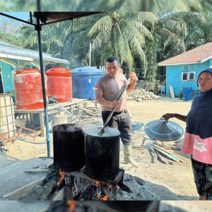 Brimob Polda Sumut Teruskan Dapur Lapangan dan Pembersihan Rumah Warga di Batang Toru