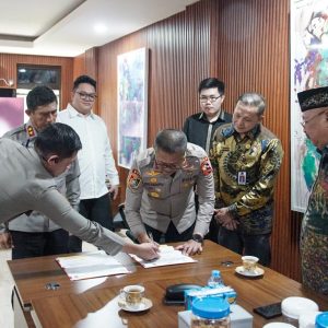 Kapolda Aceh Terima 1,2 Juta PIN E-Learning untuk Pembelajaran Mandiri Siswa Korban Bencana