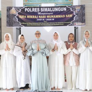 Polres Simalungun Peringati Isra Mi’raj dengan Santunan Anak Yatim, Kapolres : ” Polri Bukan Hanya Penegak Hukum, Tapi Juga Penolong “