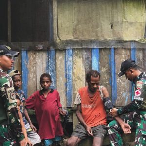 Satgas Yonif 121/MK Hadirkan Layanan Kesehatan Gratis bagi Warga Perbatasan RI – PNG