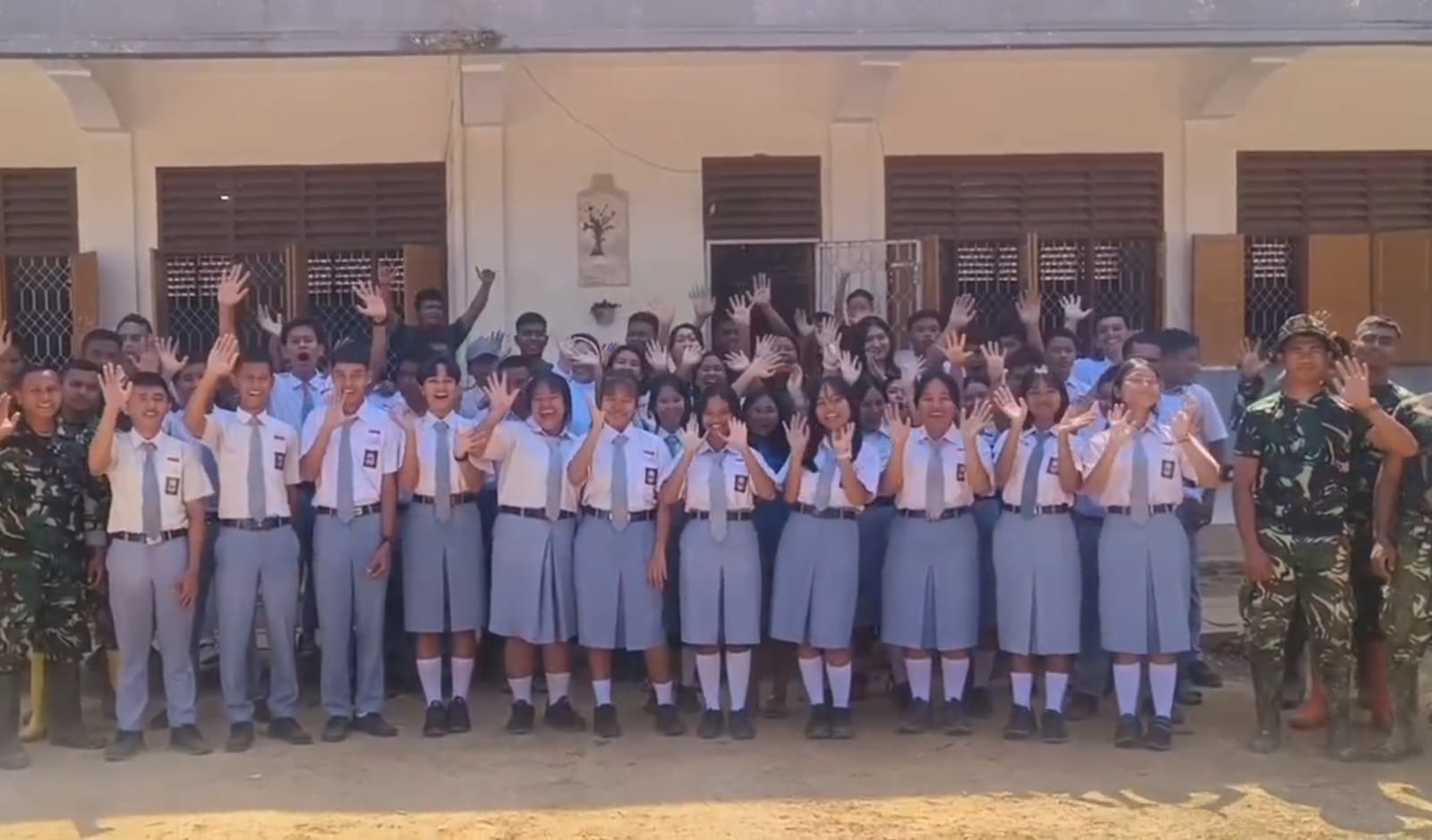 Satgas Gulbencal Kodam I/BB Pulihkan SMP dan SMA Fransiskus Pandan, Belajar Mengajar Berjalan Normal