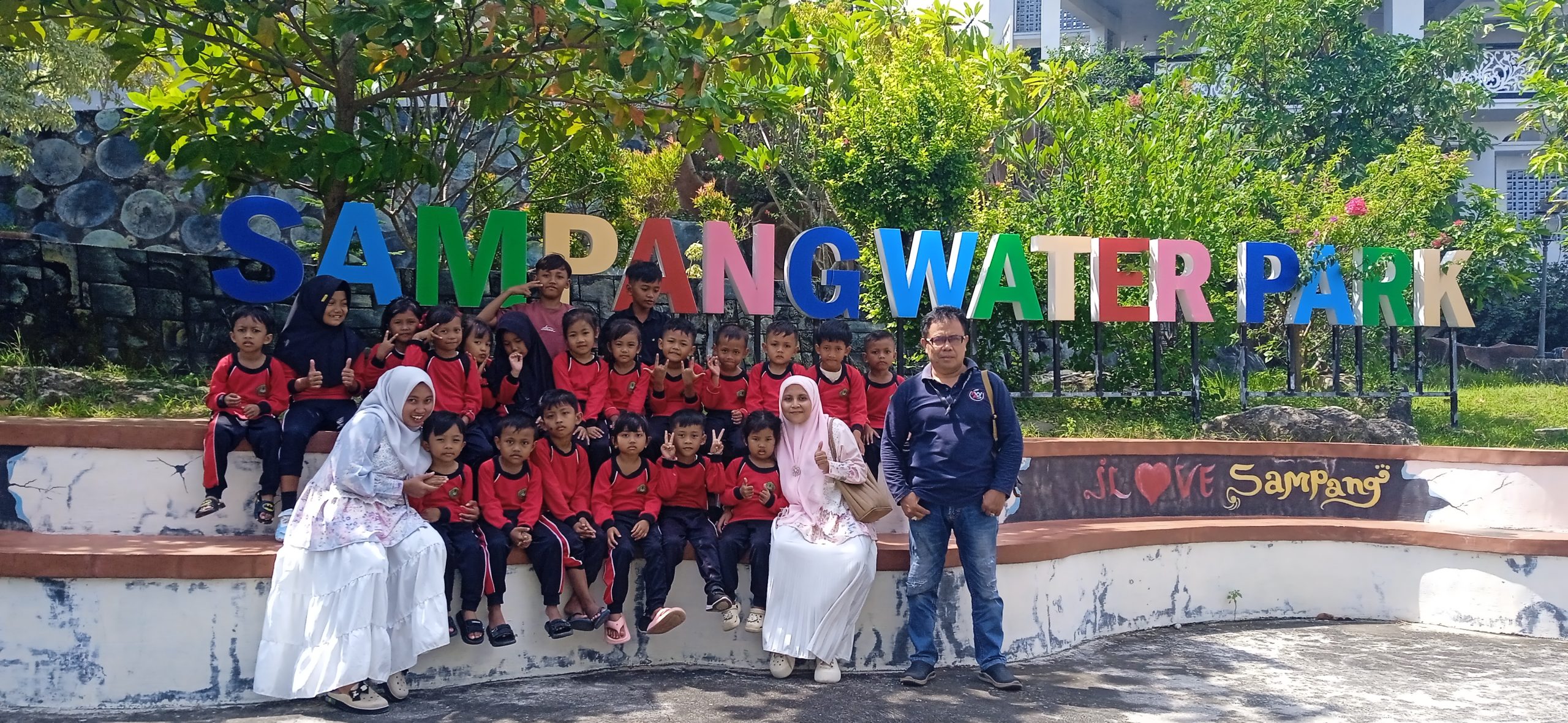 TK Nurul Yaqin Bara’ Songai Kopedi Sumenep Madura Pilih Sampang Water Park Sebagai Tujuan Favorit