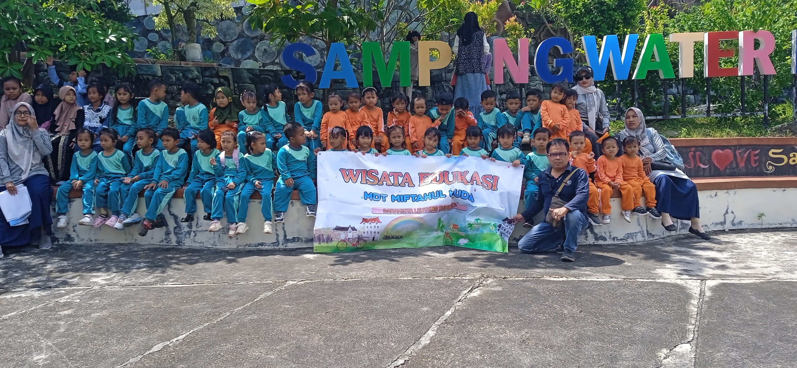 PAUD AL Aziz dan TK Al Huda Daramista Lenteng Sumenep Madura Favoritkan Sampang Water Park