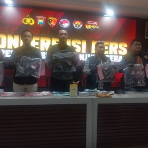 Polres Pelabuhan Tanjung Perak Ungkap Kasus Pembunuhan Disertai Pengeroyokan dan Penculikan