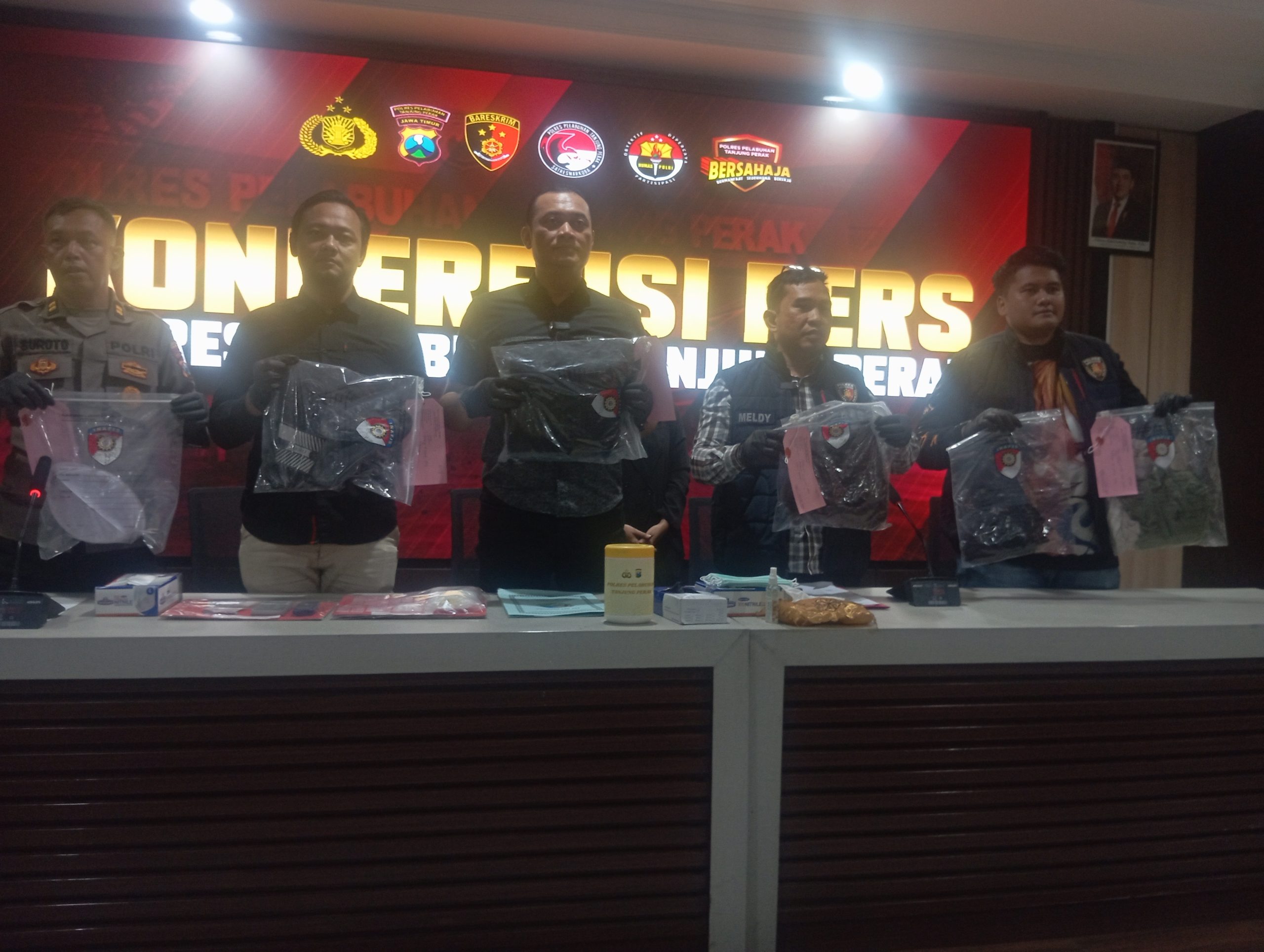 Polres Pelabuhan Tanjung Perak Ungkap Kasus Pembunuhan Disertai Pengeroyokan dan Penculikan