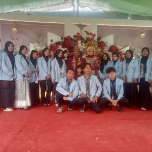 KKN KE-84 UIN RADEN FATAH PALEMBANG HADIRI RESEPSI PERNIKAHAN LEO DAN DWI, BERIKAN DOA DAN SEMANGAT