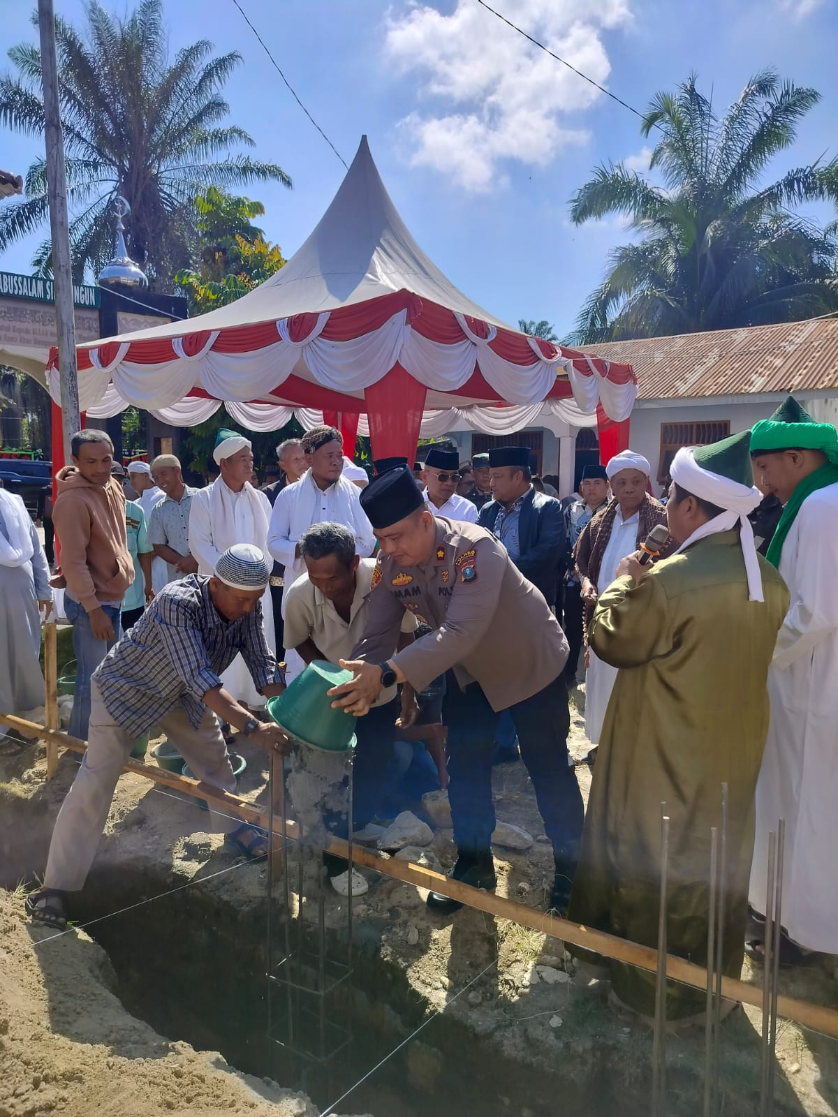 Wakapolres Simalungun Hadiri Groundbreaking Rumah Tahfiz Qur’an Haji Sugiat Santoso