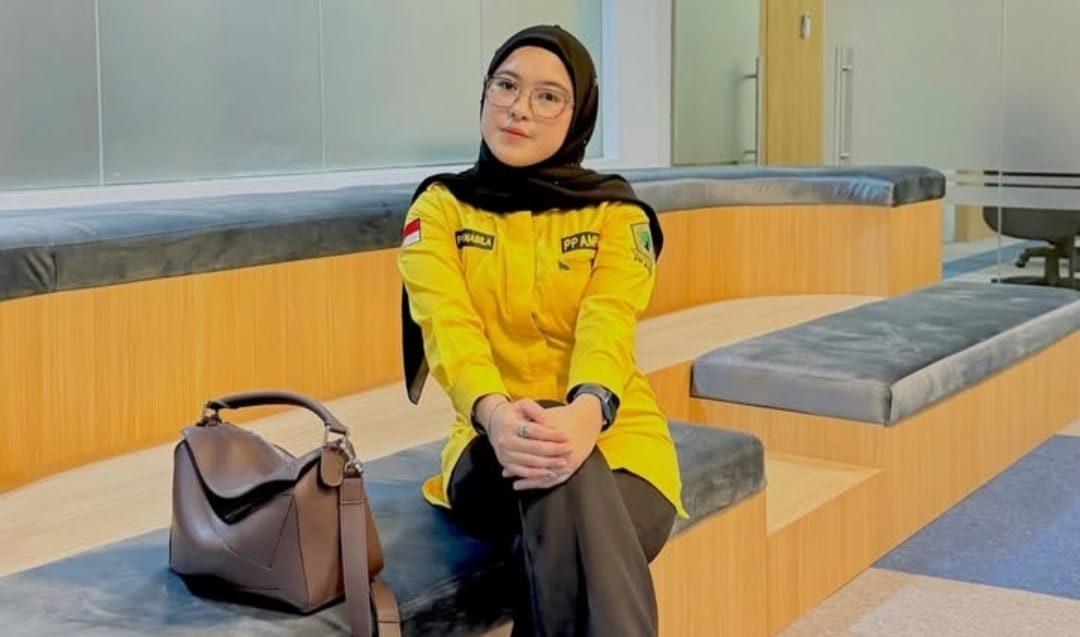 Kritisi Para Pengusaha, Putri Nabila Damayanti S.H Pertanyakan Kenapa Anak Didik Harus Jadi Korban dan Dijadikan Proyek Untung Besar