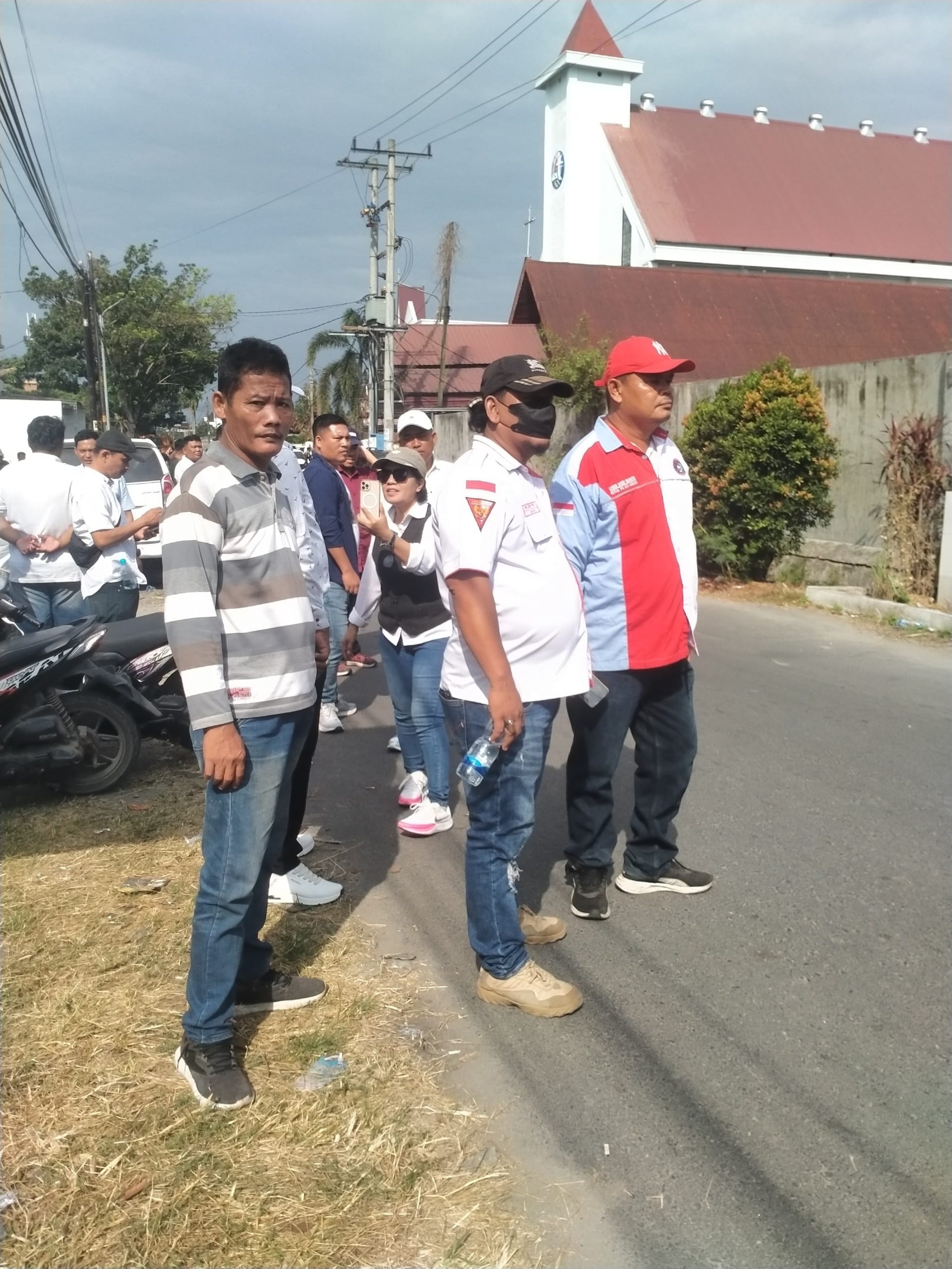 Eksekusi Lahan di Jalan Asrama Kondusif dan Dijaga Ketat Oleh Tim APH dan Stakeholder Terkait