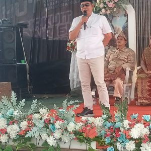 Anggota DPRD Muara Enim Hadiri Resepsi Pernikahan, Kepala Desa Ajak Jaga Keamanan Desa