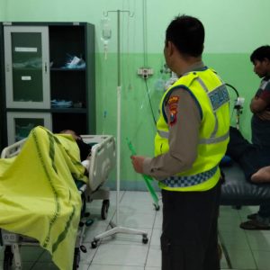Kecelakaan Malam Hari di Kepatihan Menganti, Dua Pengendara Dilarikan ke Rumah Sakit