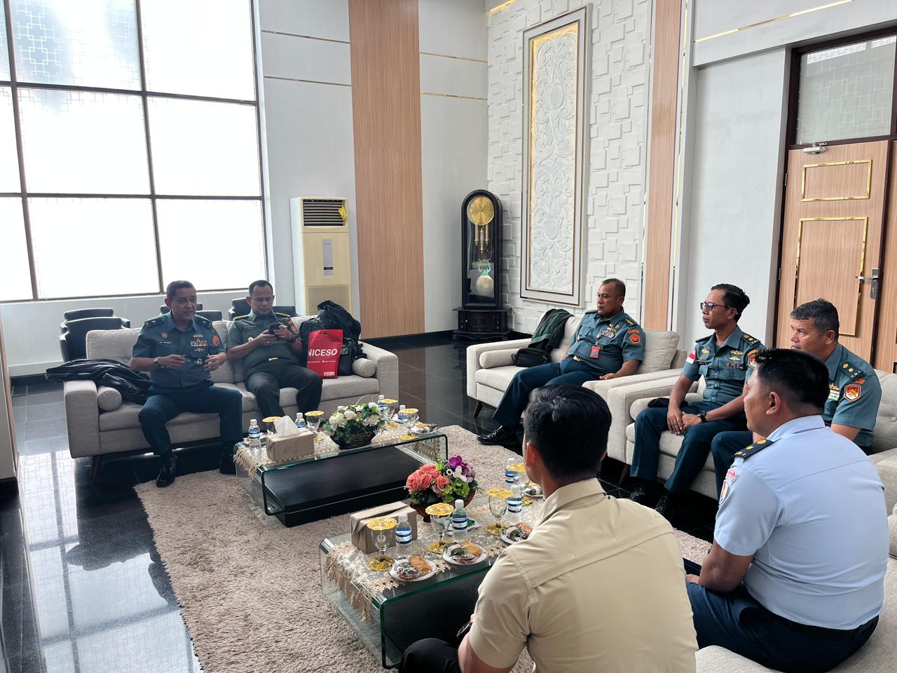 Kunjungan Sahli Panglima TNI, Perkuat Strategi Pertahanan dan Kesejahteraan Personel di Kepulauan Riau