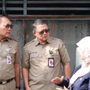 Wali Kota Mendampingi Gubernur Meninjau Puskesmas Pembantu di Kelurahan Serdang