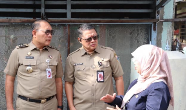 Wali Kota Mendampingi Gubernur Meninjau Puskesmas Pembantu di Kelurahan Serdang