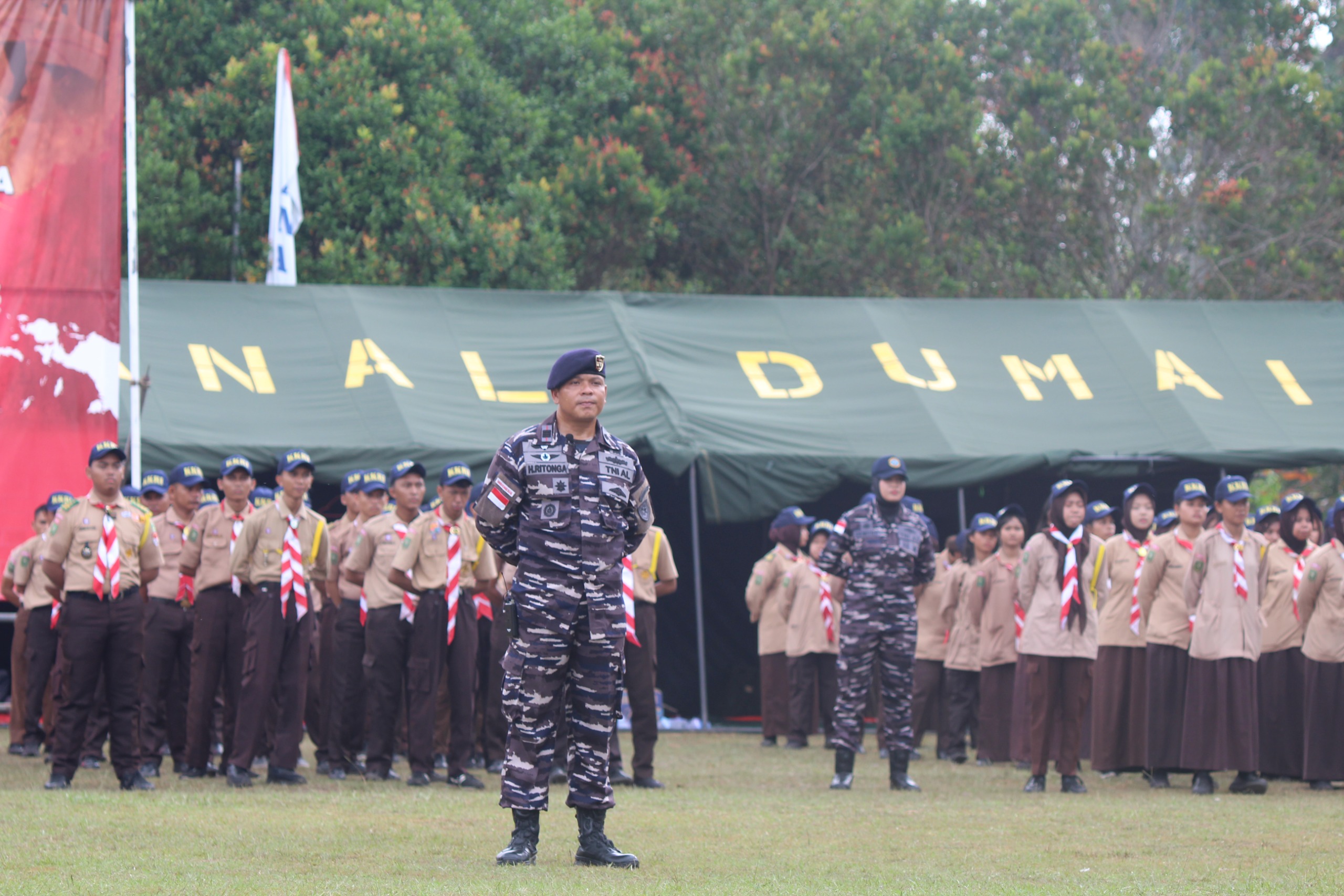 Penutupan Persami KKRI 2026, Komandan Lanal Dumai Tegaskan Peran TNI AL Dalam Pembinaan Generasi Muda Indonesia Yang Tangguh dan Berkarakter