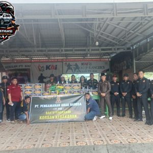 Direktur PT Pengamanan Anak Bangsa Salurkan Bantuan untuk Korban Kebakaran di Kertapati Palembang
